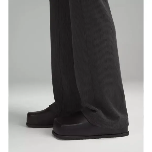 NWT Lululemon Ribbed Softstreme Flared Pant *Regular 33 inseam Gray Size 2